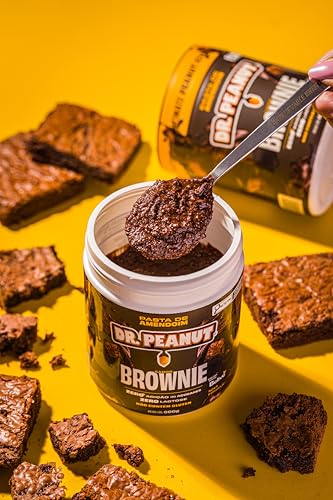 Dr Peanut Pasta De Amendoim Sabor Brownie Com Whey Protein 600G Dr. Peanut 3 Dr Peanut Pasta De Amendoim Sabor Brownie Com Whey Protein 600G Dr. Peanut - Imagem 3